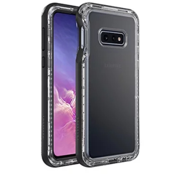 LifeProof case - Picture 2 of 2